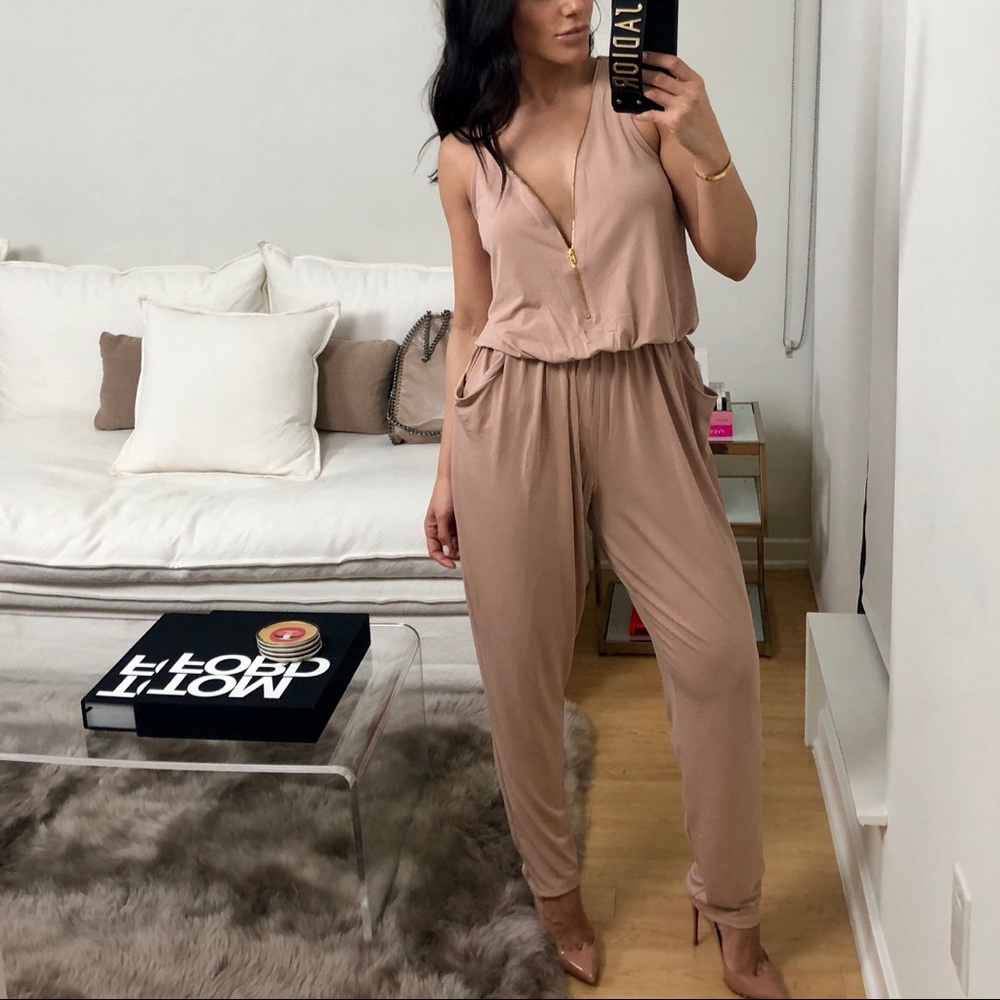 Last 👆🏼 • JESSI “Blush” Zipper Front Jumpsuit - Picture 2 of 8